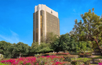 النقد العربي: الإمارات الأولي عربياً في صادرات الصناعات التحويلية