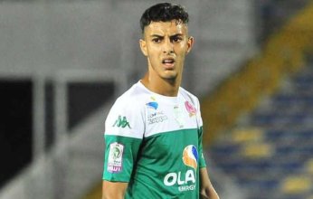 "كاف" يشيد باللاعب المغربي زكريا الوردي المنضم حديثا لنادي الزمالك