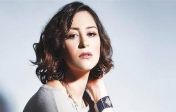 في عيد ميلاده.. منة شلبي تهنيء كريم عبد العزيز