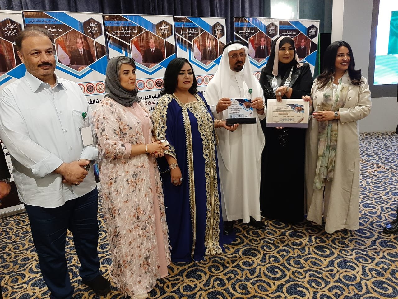 مجلس الشباب العربي للتنمية يكرم وفد المملكة العربية السعودية مجلس الشباب العربي للتنمية يكرم وفد المملكة العربية السعودية