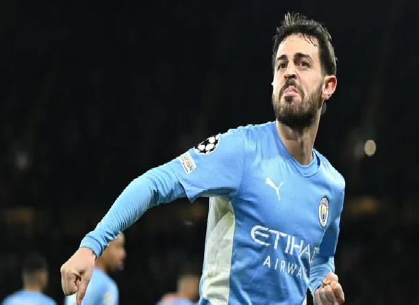 بيرناردو سيلفا يرفض عرضاً بـ 800 ألف إسترليني أسبوعياً للانتقال للدوري السعودي بيرناردو سيلفا يرفض عرضاً بـ 800 ألف إسترليني أسبوعياً للانتقال للدوري السعودي