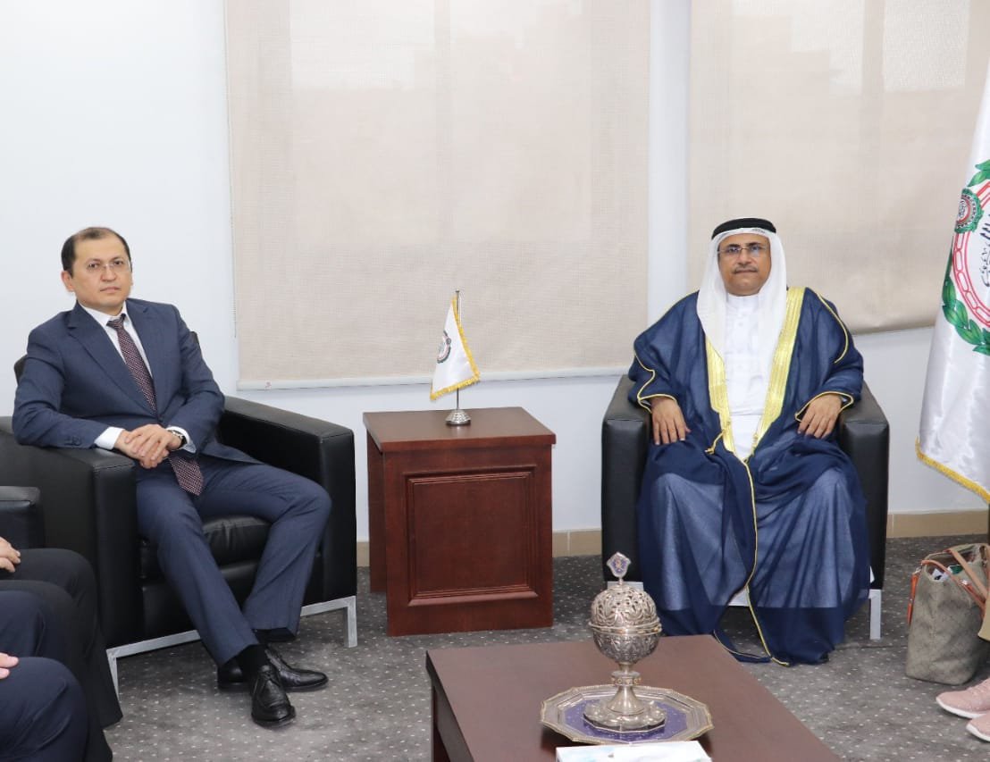 رئيس البرلمان العربي يستقبل سفير جمهورية أوزبكستان بالقاهرة رئيس البرلمان العربي يستقبل سفير جمهورية أوزبكستان بالقاهرة