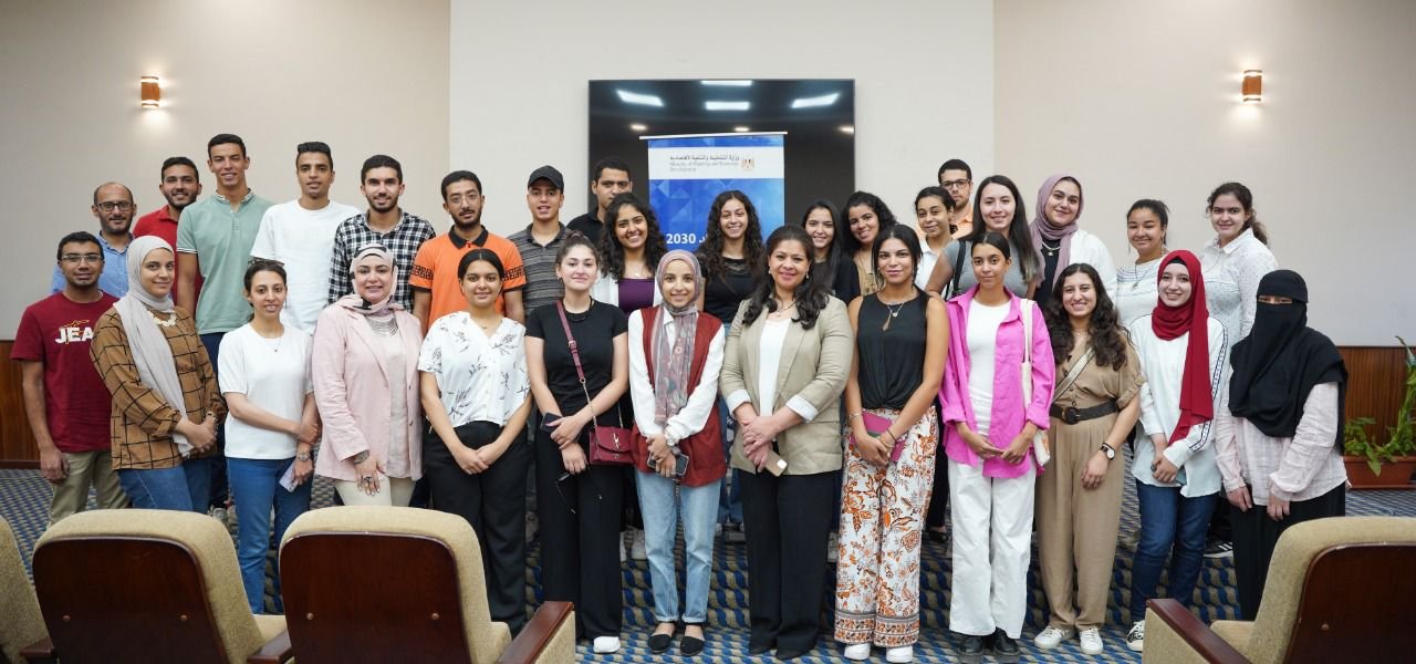 11 ورشة عمل وزيارات ميدانية لطلاب الجامعات للعاصمة الإدارية خلال فعاليات التدريب الصيفي لوزارة التخطيط المصرية 11 ورشة عمل وزيارات ميدانية لطلاب الجامعات للعاصمة الإدارية خلال فعاليات التدريب الصيفي لوزارة التخطيط المصرية