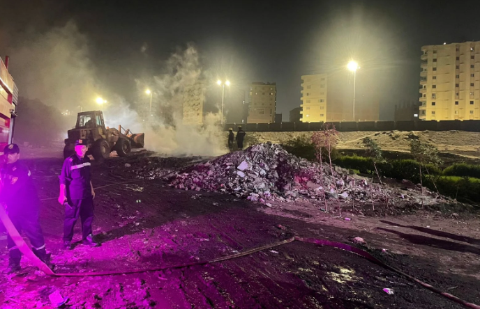 مصر.. حريق بقطعة أرض بجوار كنيسة الأنبا موسى الأسود بالجيزة مصر.. حريق بقطعة أرض بجوار كنيسة الأنبا موسى الأسود بالجيزة
