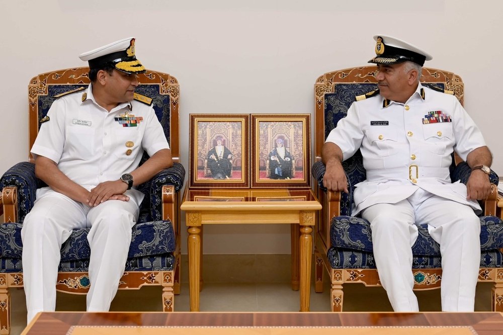 سلطنة عمان والهند تبحثان عددا من الموضوعات العسكرية سلطنة عمان والهند تبحثان عددا من الموضوعات العسكرية