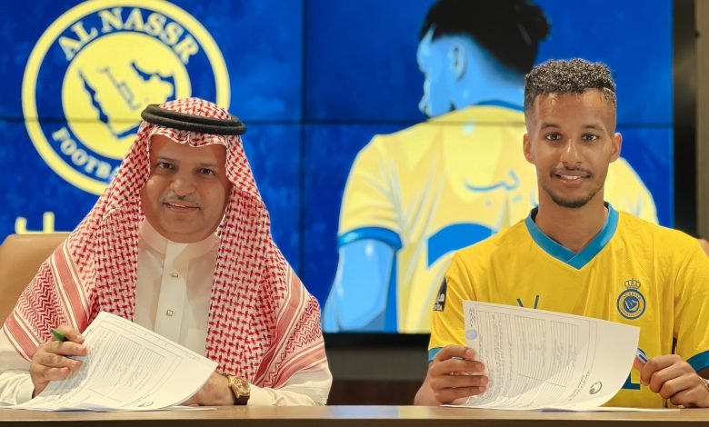 جدل في الشارع السعودي بشأن راتب لاعب نادى النصر الجديد جدل في الشارع السعودي بشأن راتب لاعب نادى النصر الجديد