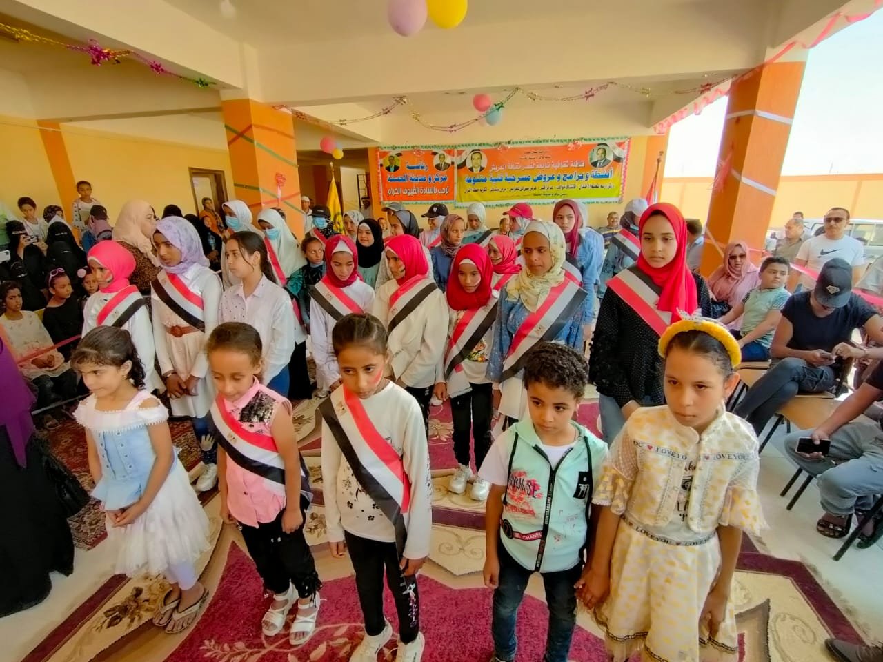استمرار قوافل الوديان الثقافية بمدينة الحسنه وسط سيناء استمرار قوافل الوديان الثقافية بمدينة الحسنه وسط سيناء