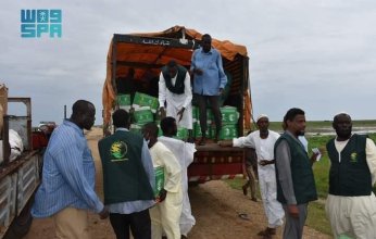 "الملك سلمان للإغاثة " يواصل توزيع المساعدات الإغاثية لمتضرري الفيضانات بالسودان