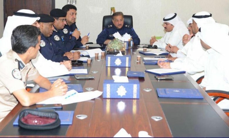 الداخلية الكويتية تضع آلية واشتراطات لشركات توصيل الطلبات للمنازل الداخلية الكويتية تضع آلية واشتراطات لشركات توصيل الطلبات للمنازل