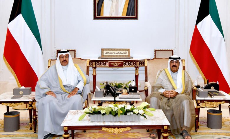 ولي العهد الكويتي يستقبل رئيس مجلس الوزراء ولي العهد الكويتي يستقبل رئيس مجلس الوزراء