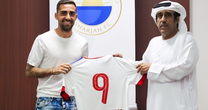 الشارقة الإماراتي يتعاقد مع المهاجم الدولي الإسباني باكو ألكاسير الشارقة الإماراتي يتعاقد مع المهاجم الدولي الإسباني باكو ألكاسير