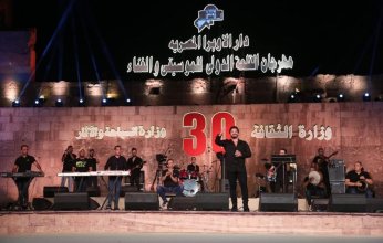 مصطفى حجاج يشعل مسرح المحكى فى مشاركته الاولى.. صور