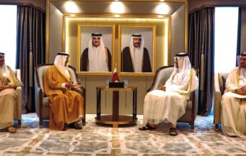 سفير الكويت لدى قطر يقدم نسخة من اوراق اعتماده