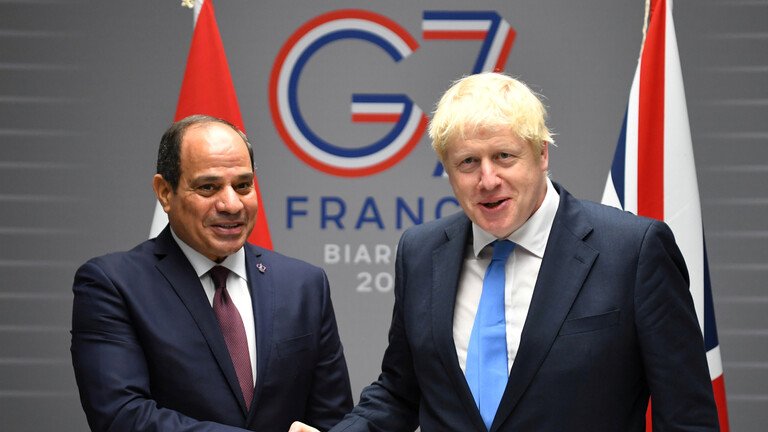 رئيس السيسي يتلقى اتصالاً هاتفياً من رئيس الوزراء البريطاني رئيس السيسي يتلقى اتصالاً هاتفياً من رئيس الوزراء البريطاني