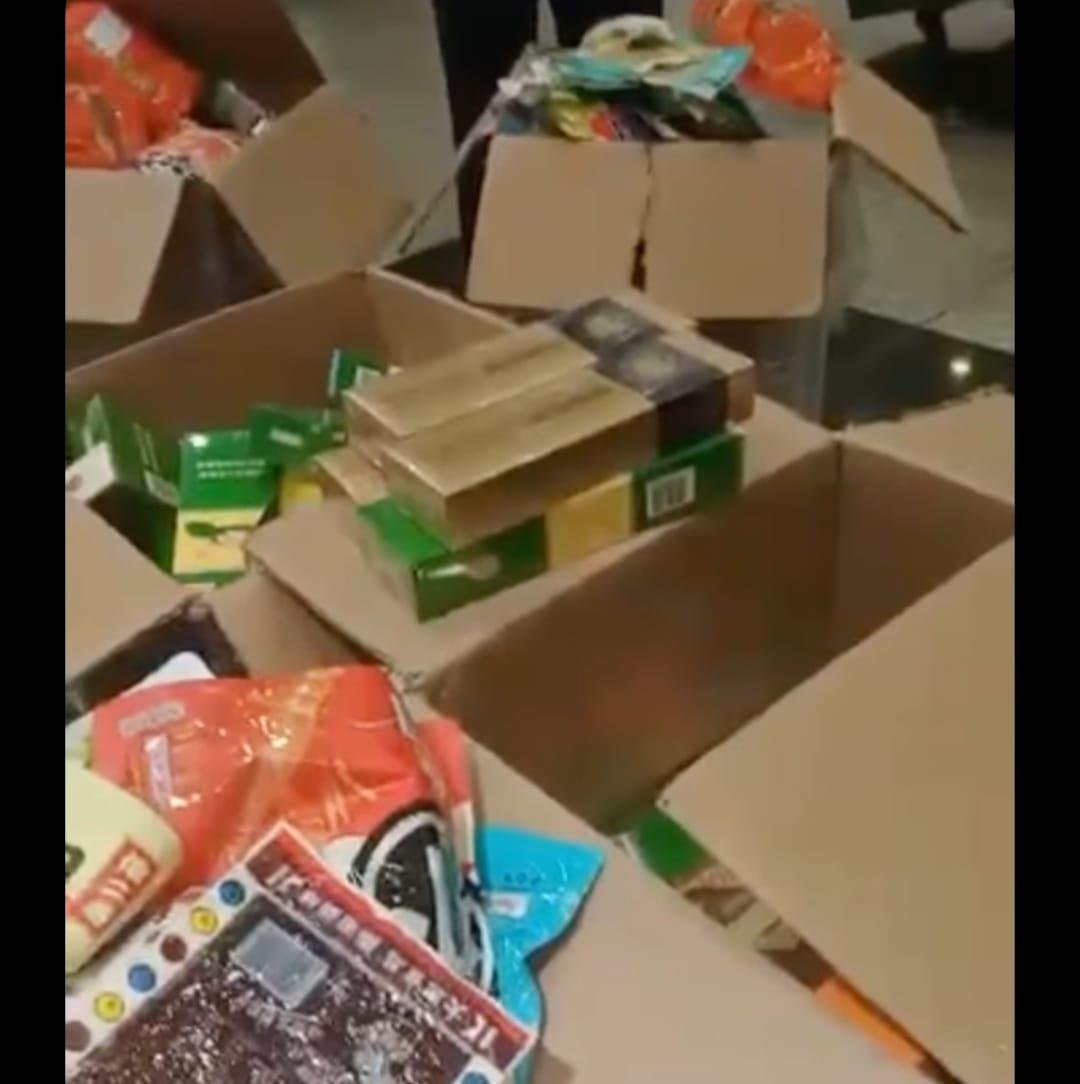 مطار القاهرة: إحباط تهريب سجائر أجنبية بحوزة راكب صيني مطار القاهرة: إحباط تهريب سجائر أجنبية بحوزة راكب صيني
