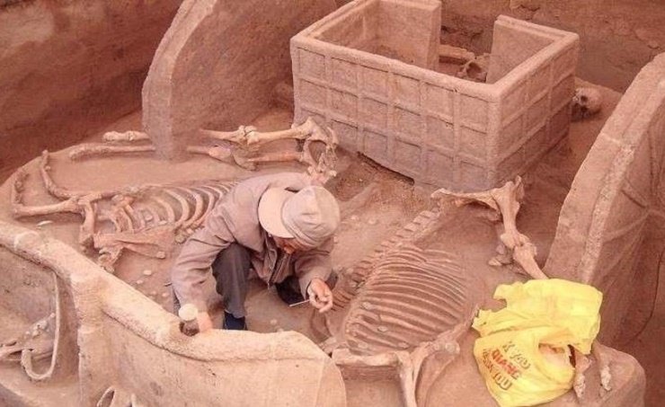 الصين تكتشف 700 مجموعة أثرية من العصر الحجري الصين تكتشف 700 مجموعة أثرية من العصر الحجري