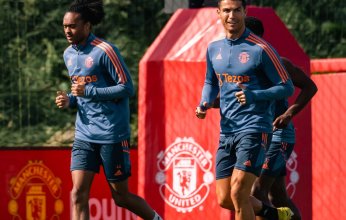 أرسنال يلتقي مانشستر يونايتد بالدورى الإنجليزي الليلة