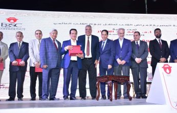 تنصيب «محمد ثروت وصبري فواز» كسفراء في يوم القلب العالمي