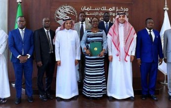 وزيرة خارجية بوركينا فاسو تزور مركز الملك سلمان للإغاثة