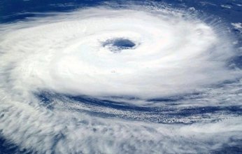 الإعصار إيان يقترب من سواحل فلوريدا الأمريكية