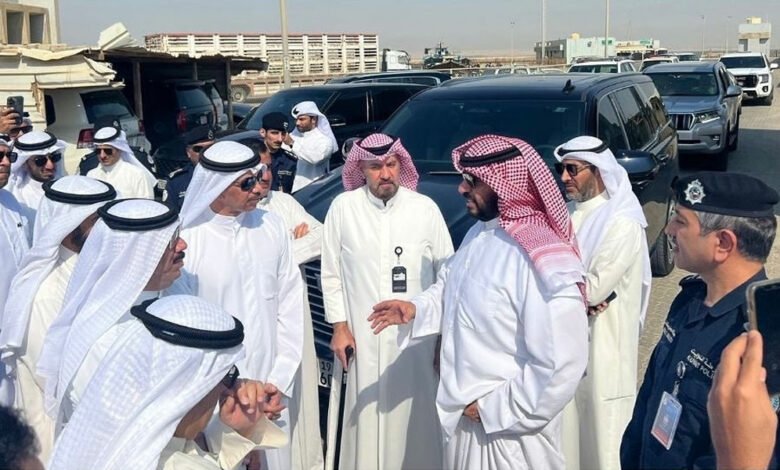 الداخلية الكويتية: الخالد تفقد ميناء الدوحة للتأكد من سلامة الإجراءات والطرق المتبعة في تفتيش الحاويات الداخلية الكويتية: الخالد تفقد ميناء الدوحة للتأكد من سلامة الإجراءات والطرق المتبعة في تفتيش الحاويات