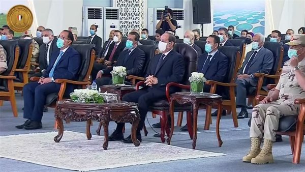 السيسي يفتتح القرية الأولمبية لهيئة قناة السويس السيسي يفتتح القرية الأولمبية لهيئة قناة السويس