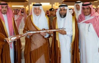 السعودية.. تتويج الفائزين بالجوائز الكبرى لمهرجان ولي العهد للهجن 2022