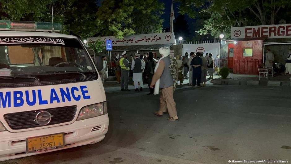 مقتل وإصابة 46 أفغانيا في هجوم انتحاري لداعش على مركز تعليمي بكابول مقتل وإصابة 46 أفغانيا في هجوم انتحاري لداعش على مركز تعليمي بكابول