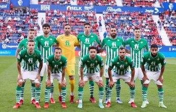 بيتيس يحول تأخره 2-صفر إلى فوز مثير على إلتشي