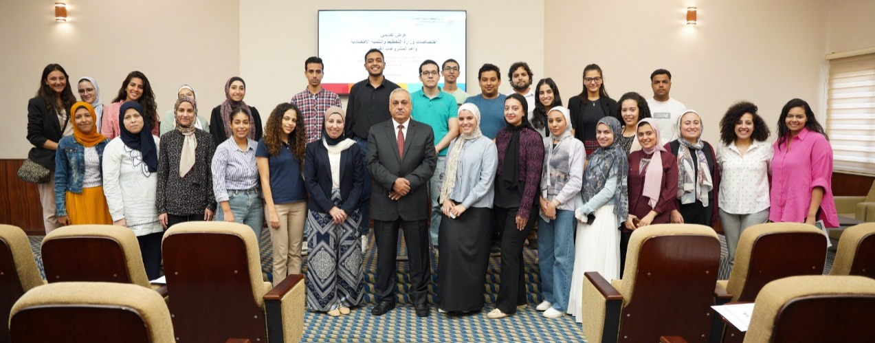 مصر: ورشة تدريبية حول أهم المشروعات القومية للطلاب ضمن برنامج التدريب الصيفي مصر: ورشة تدريبية حول أهم المشروعات القومية للطلاب ضمن برنامج التدريب الصيفي
