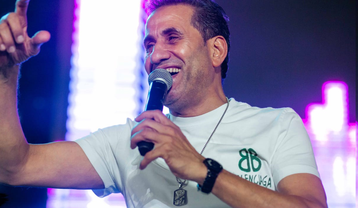 أحمد شيبة يتألق في حفل الإسكندرية أحمد شيبة يتألق في حفل الإسكندرية