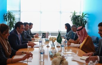 السعودية وباكستان تبحثان سبل تعزيز التعاون الثنائي بين البلدين