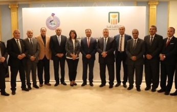 تعاون مشترك بين البنك الأهلي المصري ووزارة المالية لميكنة صرف مستحقات العاملين بالإدارة التعليمية بالمنيا