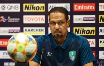 نادي الأهلي السعودي يقيل مدربه الأوروجوياني روبيرت سيبولدي