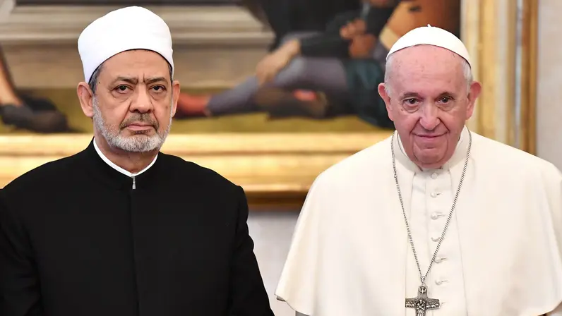شيخ الأزهر وبابا الفاتيكان يشاركان في ملتقى البحرين للحوار نوفمبر المقبل شيخ الأزهر وبابا الفاتيكان يشاركان في ملتقى البحرين للحوار نوفمبر المقبل