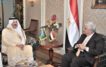 السفير السعودي بالقاهرة يلتقي وزير التعليم العالي والبحث العلمي المصري