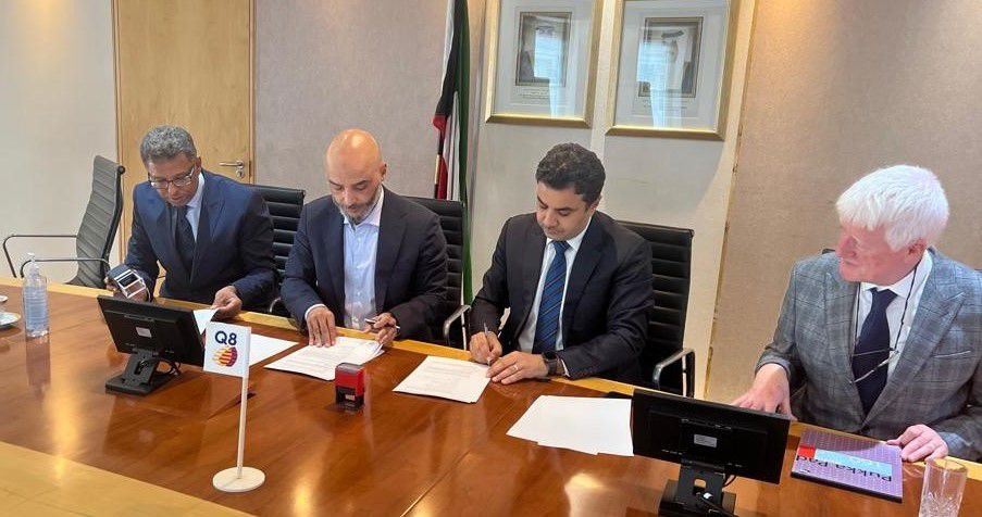 (كيو ايت) للطيران تفوز بعقد لتقديم الخدمات الفنية لشركة (كافكو) (كيو ايت) للطيران تفوز بعقد لتقديم الخدمات الفنية لشركة (كافكو)