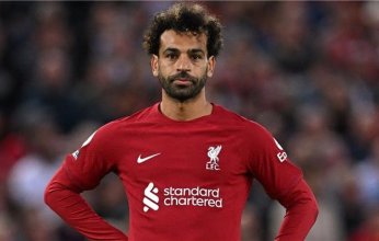 الفرعون المصري محمد صلاح ينعى الملكة إليزابيث الثانية