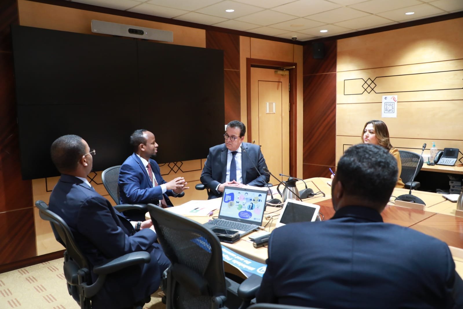 مباحثات مصرية صومالية حول التعاون في القطاع الصحي بين البلدين مباحثات مصرية صومالية حول التعاون في القطاع الصحي بين البلدين