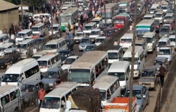 القاهرة تصاب بشلل مروري بسبب الأمطار