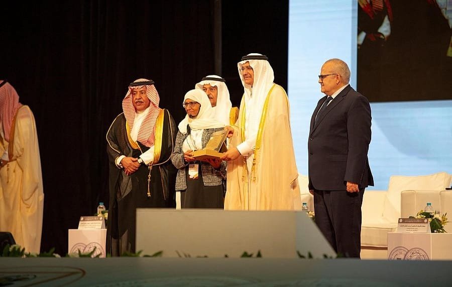 جامعة القاهرة تستضيف حفل تسليم جائزة الملك عبد الله بن عبد العزيز العالمية للترجمة جامعة القاهرة تستضيف حفل تسليم جائزة الملك عبد الله بن عبد العزيز العالمية للترجمة