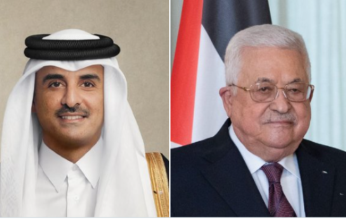 أمير قطر يتلقى اتصالاً هاتفياً من الرئيس الفلسطيني