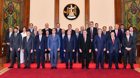 السيسي يؤكد تطلع مصر لتطوير التعاون الاقتصادي والتجاري مع الشركات الكويتية السيسي يؤكد تطلع مصر لتطوير التعاون الاقتصادي والتجاري مع الشركات الكويتية