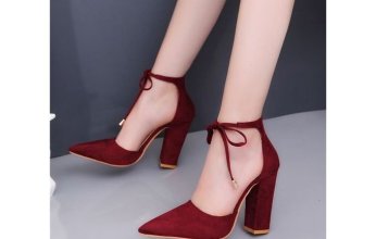 احذرى من ارتداء الكعب العالى لفترات طويلة