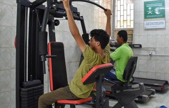 مركز الملك سلمان للإغاثة يدعم مركز الأطراف الصناعية في عدن