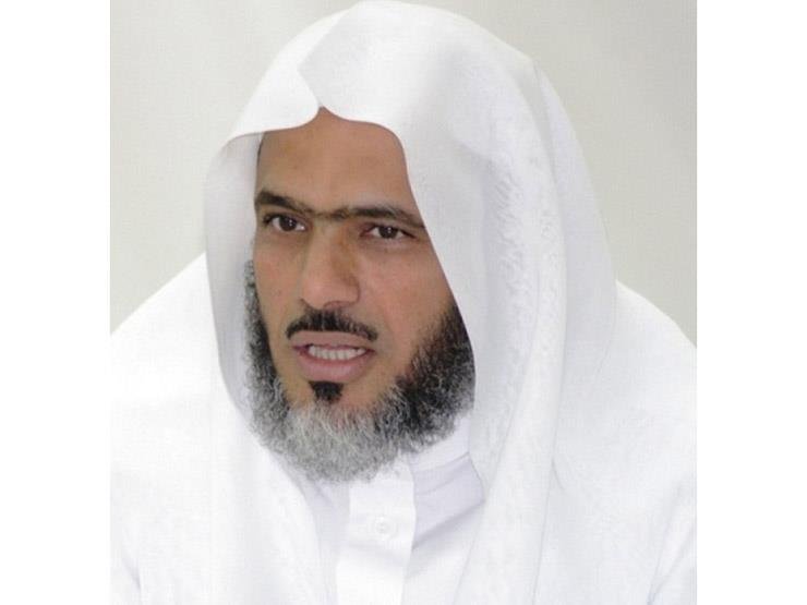 إمام المسجد النبوي يحذر من خطورة منصّات التواصل الاجتماعى فى نشر الشائعات إمام المسجد النبوي يحذر من خطورة منصّات التواصل الاجتماعى فى نشر الشائعات