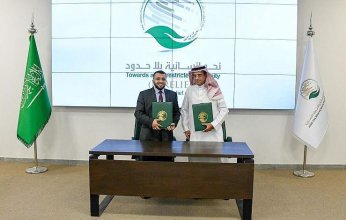 مركز الملك سلمان للإغاثة يدعم مركز الأطراف الصناعية باليمن