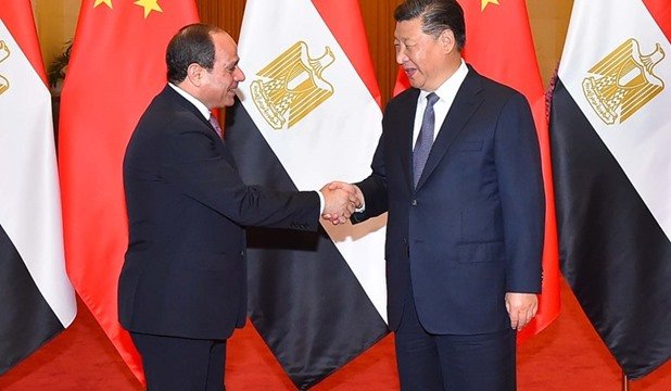 السيسي يهنئ الرئيس الصيني بإعادة انتخابه لفترة رئاسية جديدة السيسي يهنئ الرئيس الصيني بإعادة انتخابه لفترة رئاسية جديدة