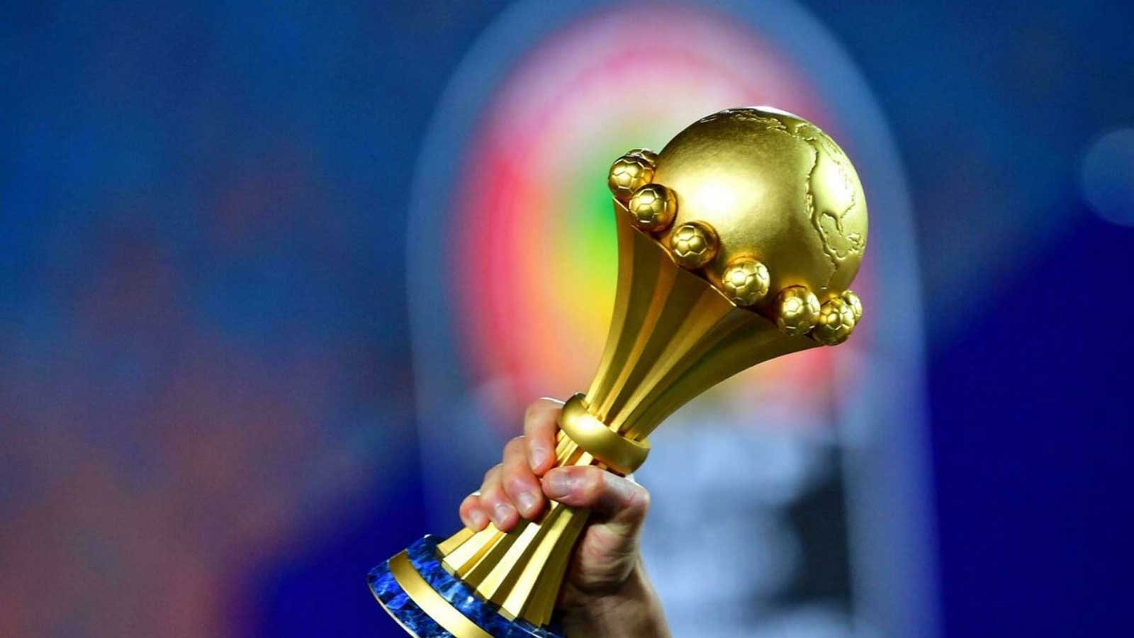 الجزائر تعلن ترشحها لاستضافة أمم أفريقيا 2025 الجزائر تعلن ترشحها لاستضافة أمم أفريقيا 2025