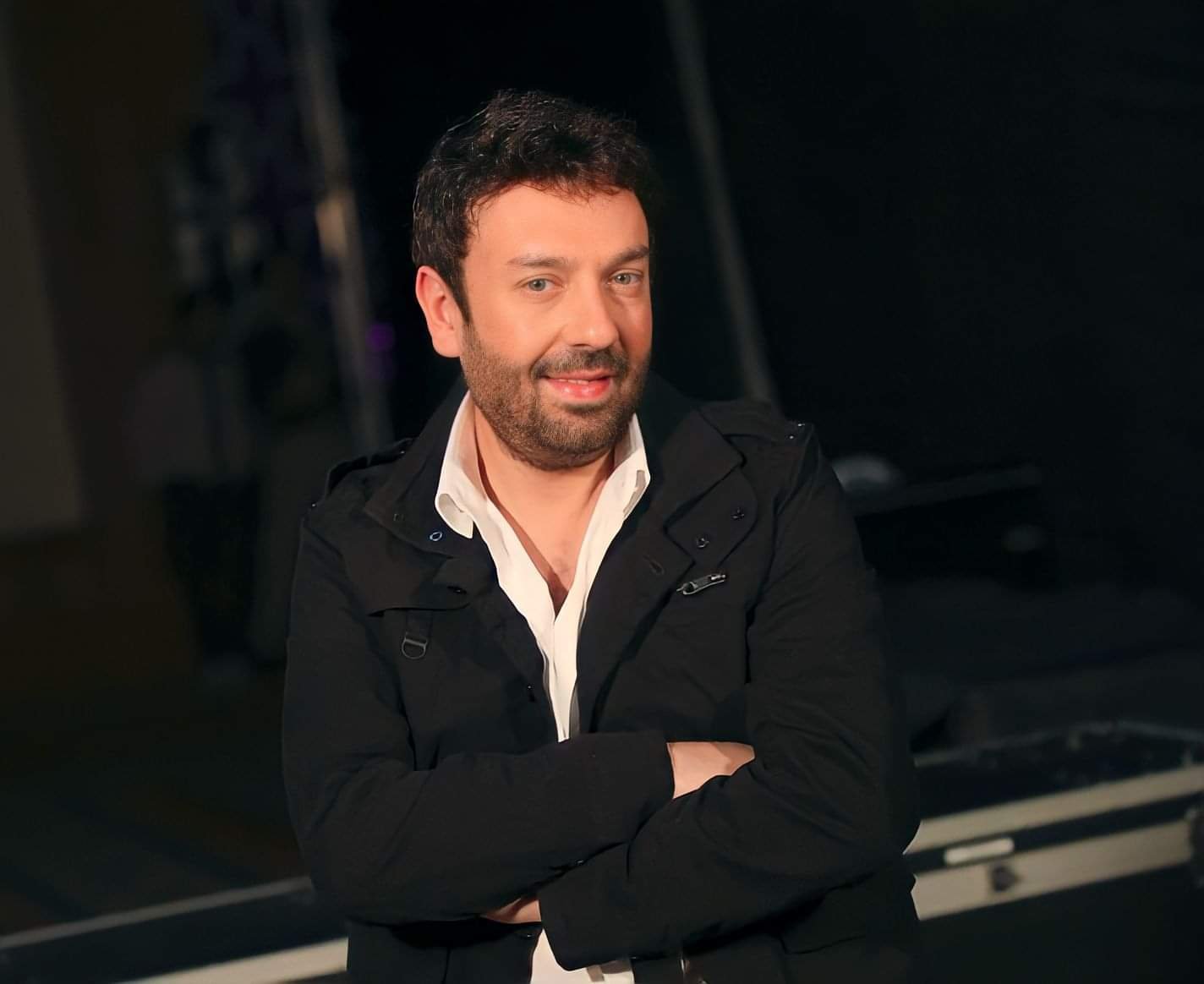 بالفيديو.. محمد ضياء يعود للغناء من جديد بكليب "في عنيكي" بالفيديو.. محمد ضياء يعود للغناء من جديد بكليب "في عنيكي"